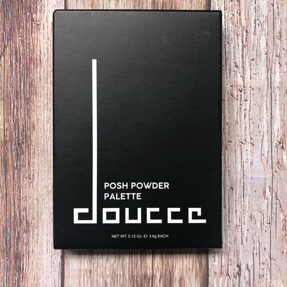 Doucce Eye Shadow Pallet - Picture 1 of 3